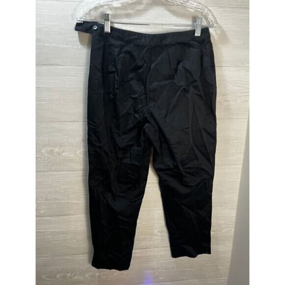 Stretch‎ Capri Pants with Side Zip Size 8 by Ann Taylor - Picture 2 of 5